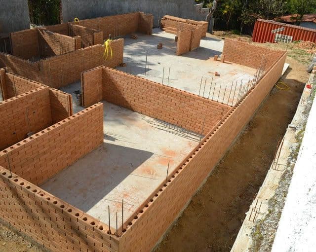 Fundação residencial — Início firme e nivelado