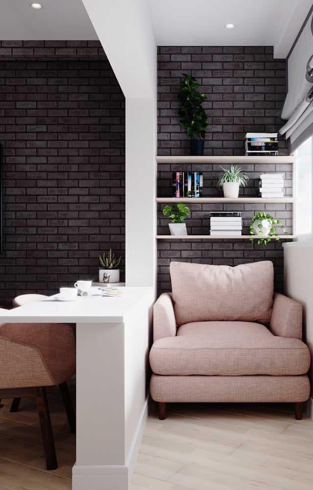 Interior moderno — Parede de tijolo aparente